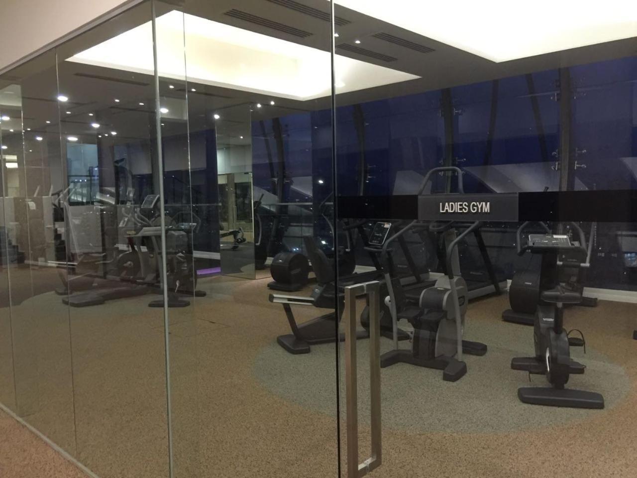 M City Center Jalan Ampang Lakeview Klcc Kl Tower Merdeka 118 Trx View クアラルンプール エクステリア 写真